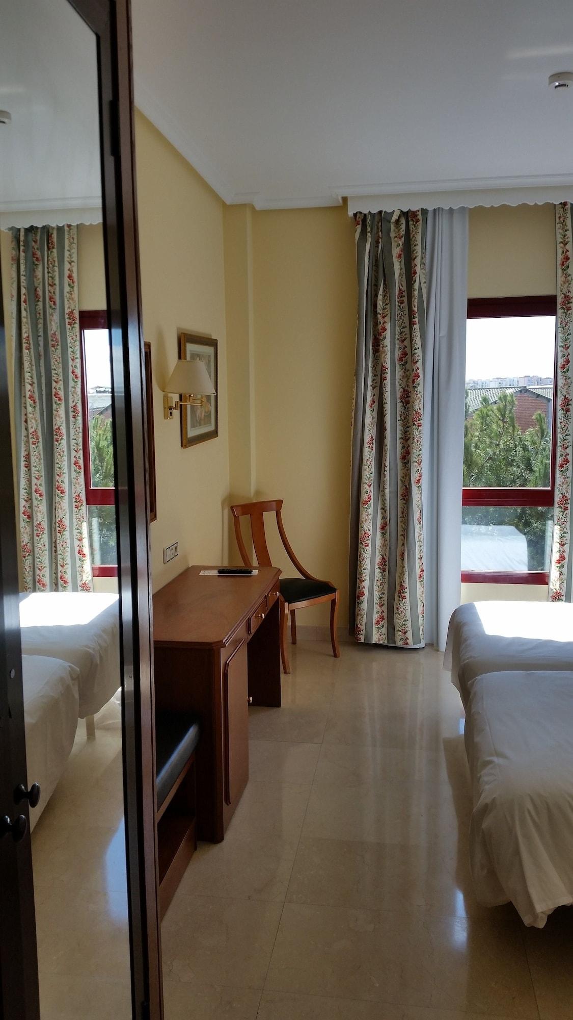Hotel Humanes Humanes de Madrid Εξωτερικό φωτογραφία
